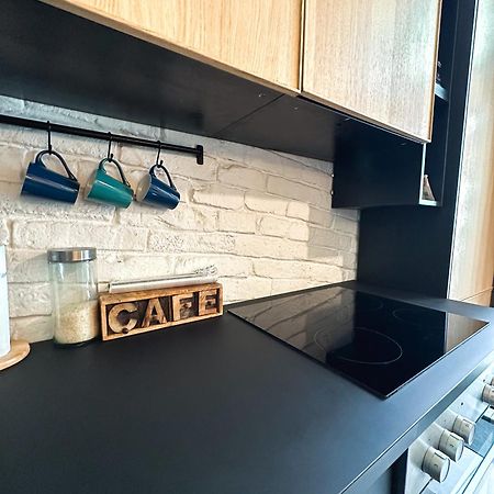 Urban Studio With Private Garden Near Andrassy Budapest Ngoại thất bức ảnh